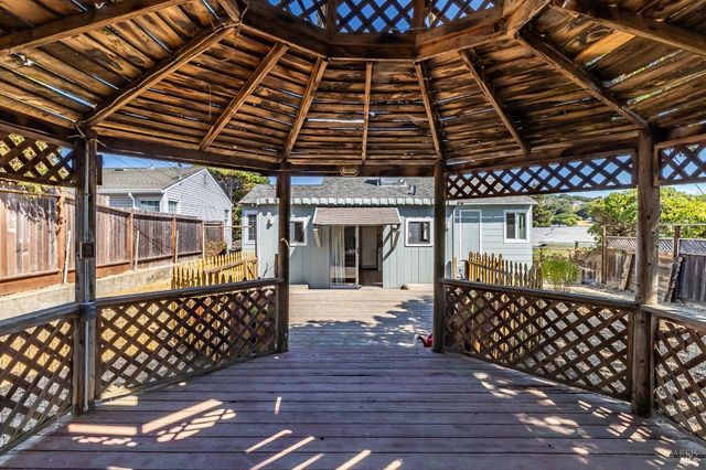 109 Webster St, Vallejo, CA 94591