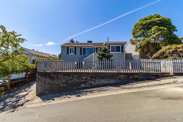 109 Webster St, Vallejo, CA 94591