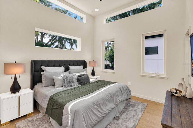 102 W PRINCETON STREET, Orlando, FL 32804