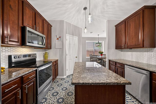 10327 Trotters Bay, San Antonio, TX 78254