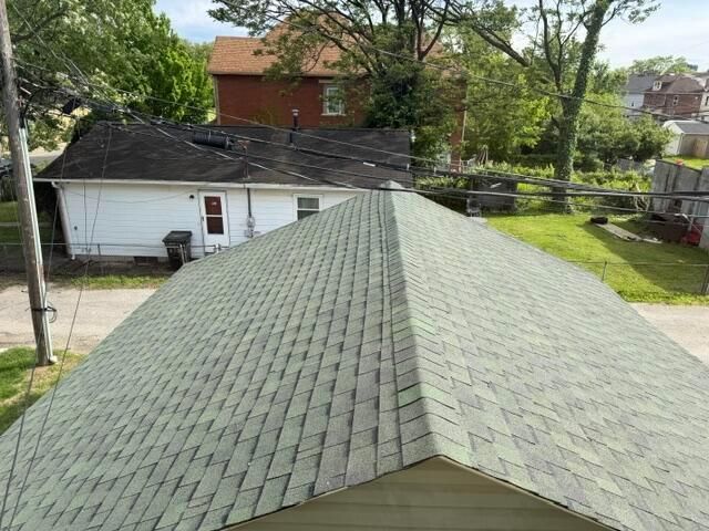 915 Old Leonard Avenue, Columbus, OH 43203