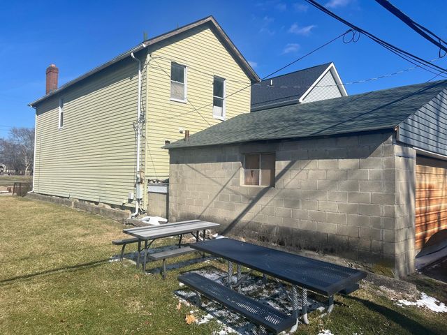 915 Old Leonard Avenue, Columbus, OH 43203