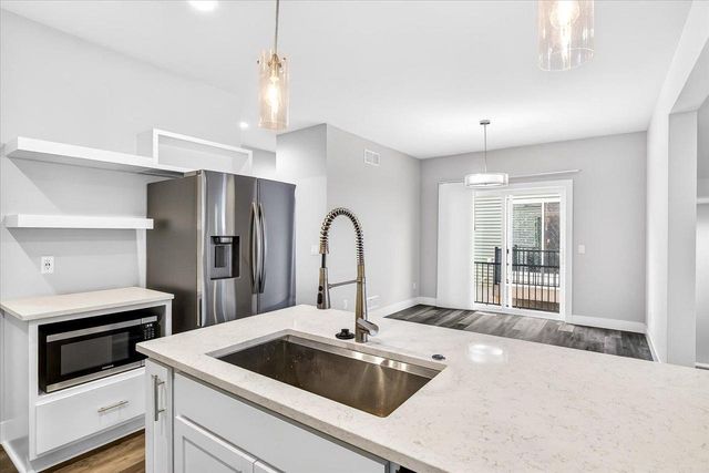 2817 Frisee Drive, Fitchburg, WI 53711