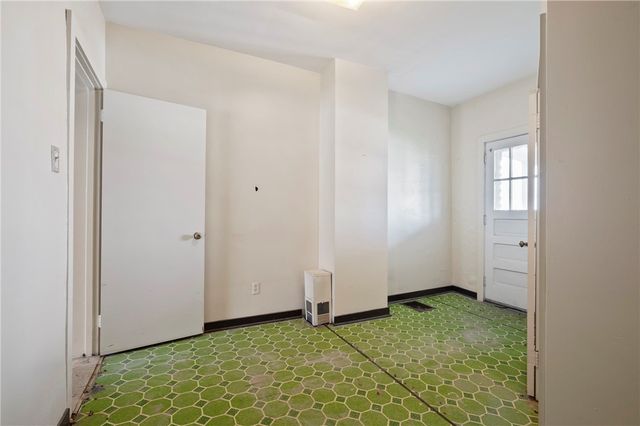 410 Orwell Way, Bloomfield, PA 15224