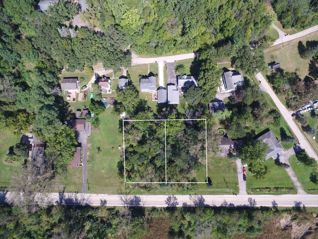 19w760 Bluff Road, Lemont, IL 60439