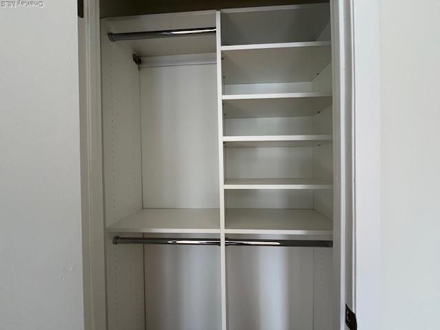 141 Manorhaven Boulevard J, Port Washington, NY 11050