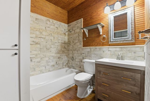 21531 Tophill Drive, Spring, TX 77388