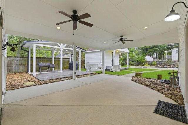 21531 Tophill Drive, Spring, TX 77388