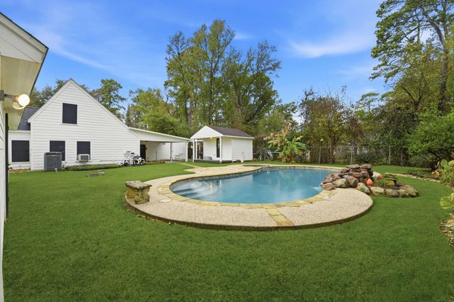 21531 Tophill Drive, Spring, TX 77388