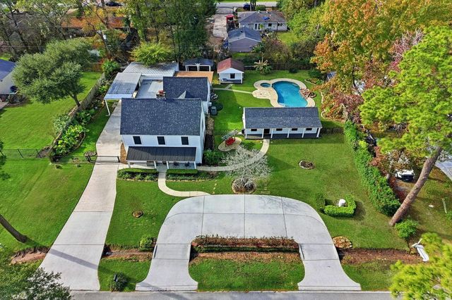 21531 Tophill Drive, Spring, TX 77388