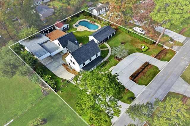 21531 Tophill Drive, Spring, TX 77388