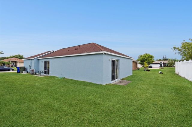 2409 LINCOLNSHIRE COURT, Kissimmee, FL 34743