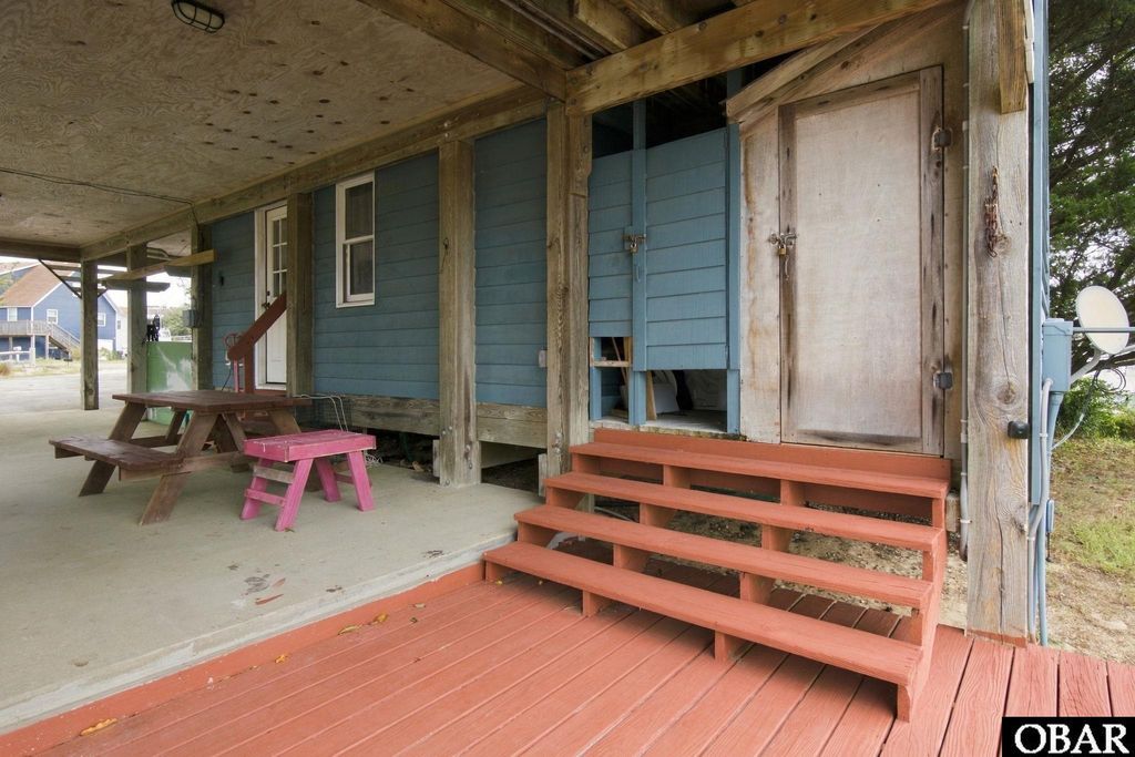 Image 33 of property listing at 213 Amberjack Court, Nags Head, NC 27959