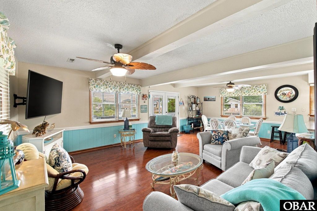 Image 5 of property listing at 213 Amberjack Court, Nags Head, NC 27959