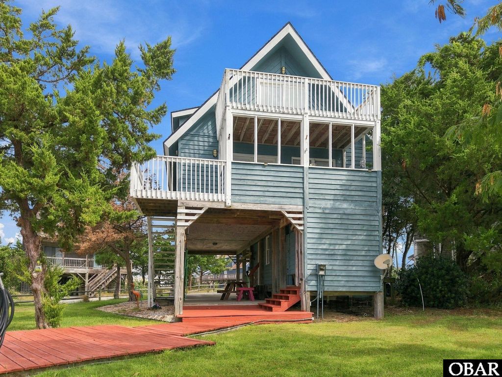 Image 43 of property listing at 213 Amberjack Court, Nags Head, NC 27959
