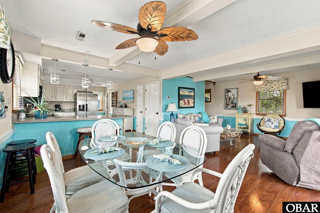 Image 9 of property listing at 213 Amberjack Court, Nags Head, NC 27959