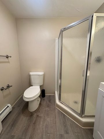 52 Washington St 10, Marblehead, MA 01945
