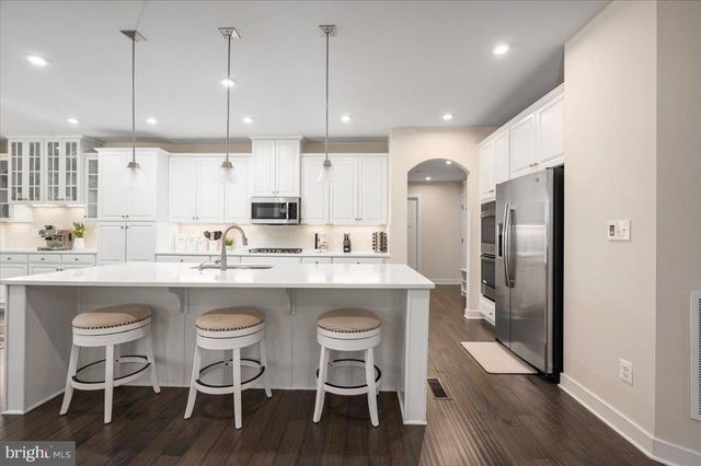 2 KNOB CREEK CT, Stafford, VA 22556