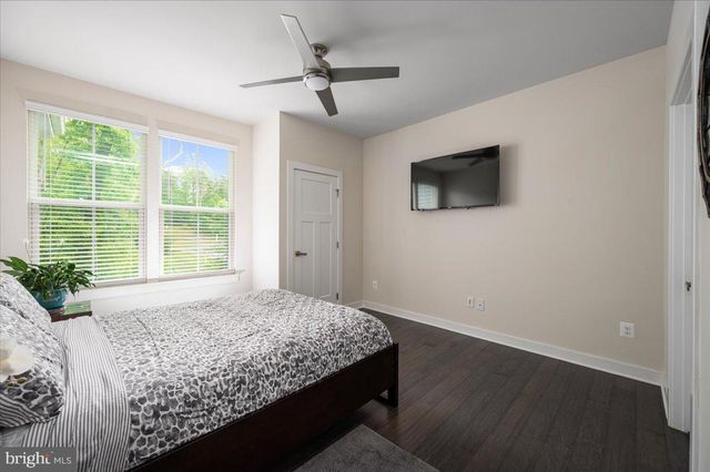2 KNOB CREEK CT, Stafford, VA 22556
