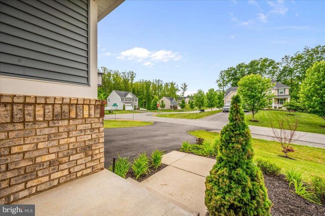 2 KNOB CREEK CT, Stafford, VA 22556