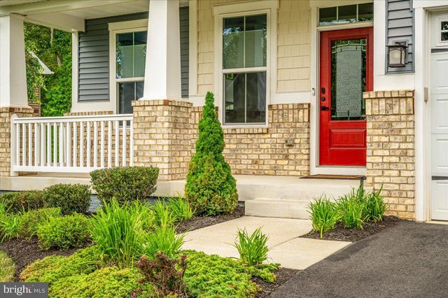 2 KNOB CREEK CT, Stafford, VA 22556