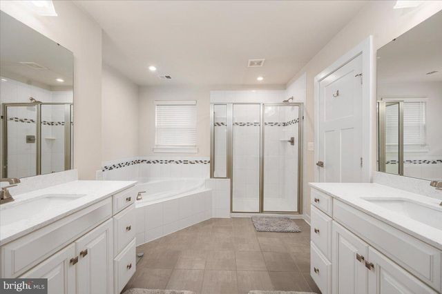 2 KNOB CREEK CT, Stafford, VA 22556