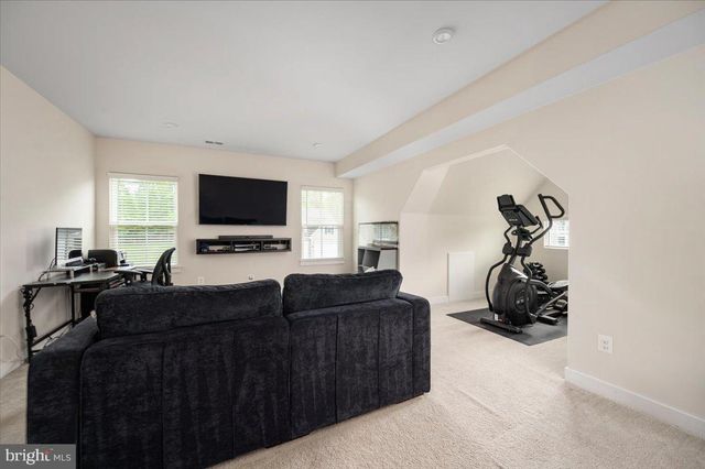 2 KNOB CREEK CT, Stafford, VA 22556