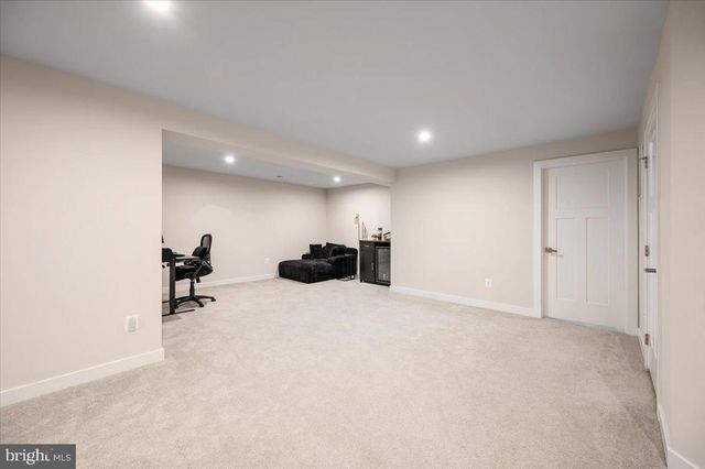 2 KNOB CREEK CT, Stafford, VA 22556