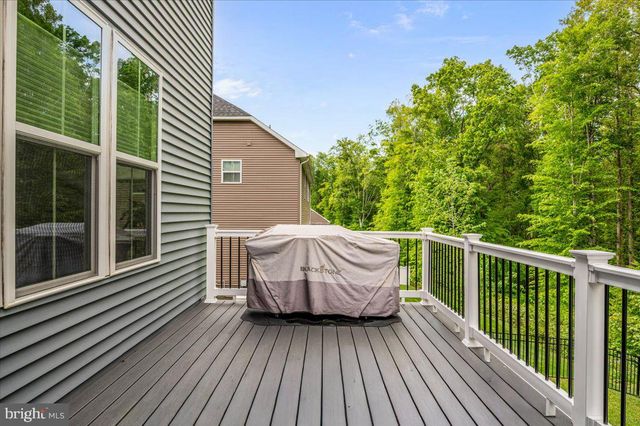 2 KNOB CREEK CT, Stafford, VA 22556