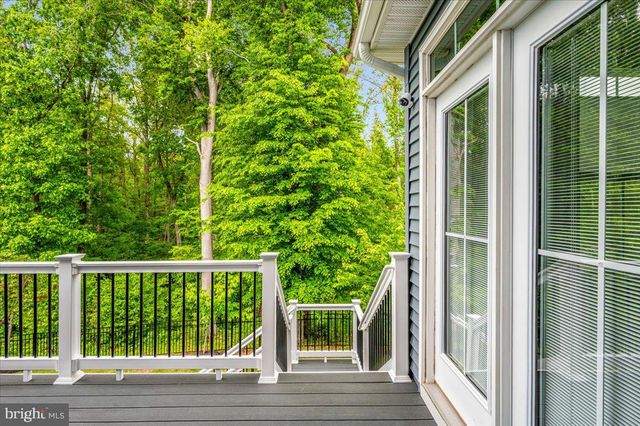2 KNOB CREEK CT, Stafford, VA 22556