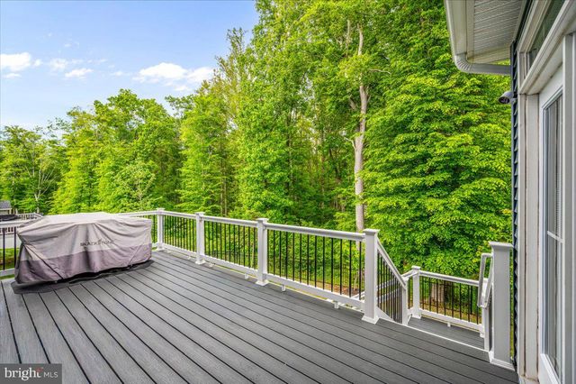 2 KNOB CREEK CT, Stafford, VA 22556