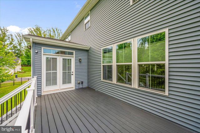2 KNOB CREEK CT, Stafford, VA 22556
