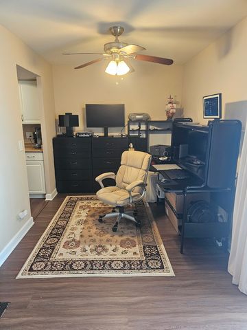 850 Wellington Avenue 415, Elk Grove Village, IL 60007