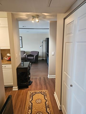 850 Wellington Avenue 415, Elk Grove Village, IL 60007