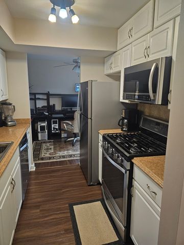 850 Wellington Avenue 415, Elk Grove Village, IL 60007