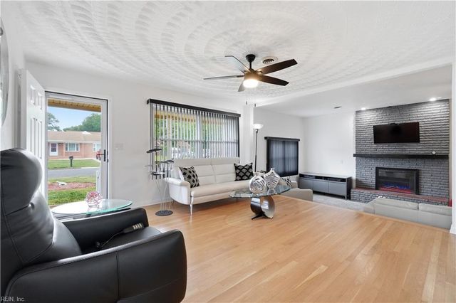 2400 Portal RD, Chesapeake, VA 23324