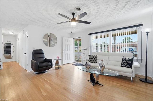 2400 Portal RD, Chesapeake, VA 23324