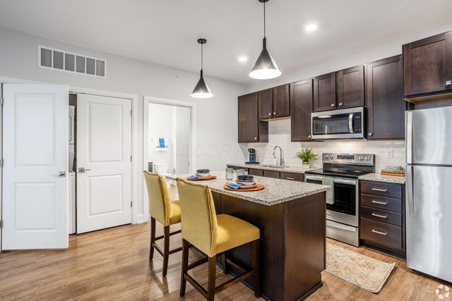 1020 Lusso Avenue, 208, Columbus, OH 43201