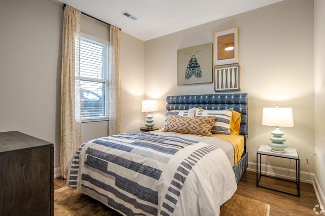 1020 Lusso Avenue, 208, Columbus, OH 43201