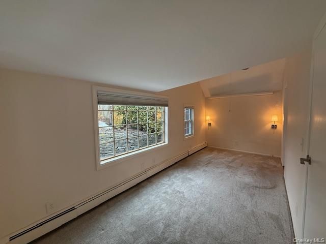 35 Youngs Hill Road, Huntington, NY 11743