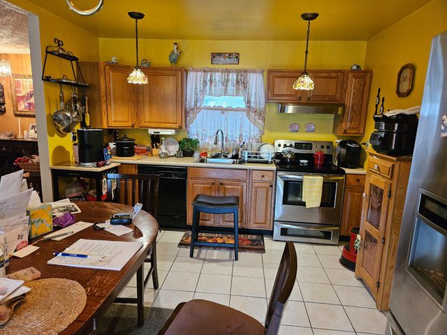 35 PICKWICK LN, Willingborough, NJ 08046