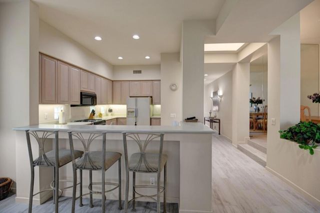 685 Box Canyon Trail, Palm Desert, CA 92211