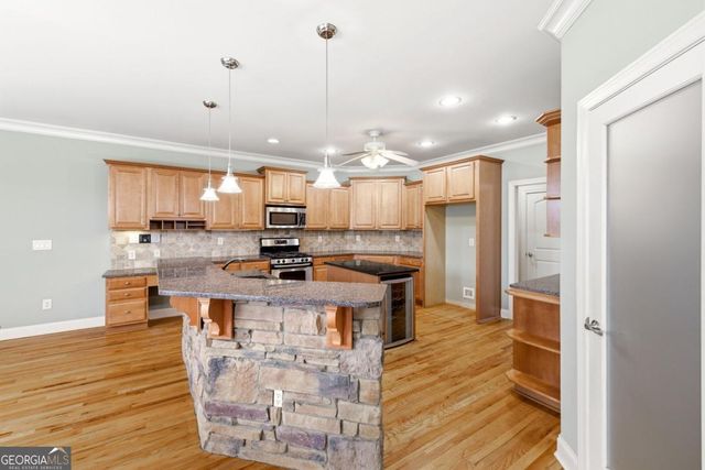 1173 Dee Kennedy Road, Auburn, GA 30011