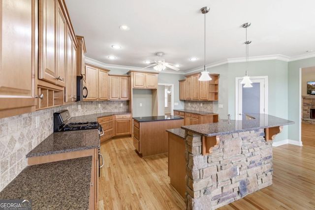 1173 Dee Kennedy Road, Auburn, GA 30011