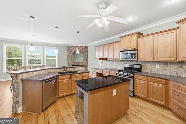 1173 Dee Kennedy Road, Auburn, GA 30011