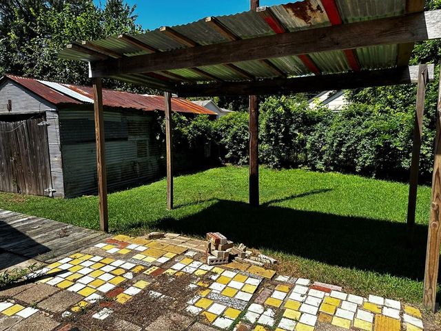 3307 Triplett Street, Bacliff, TX 77518