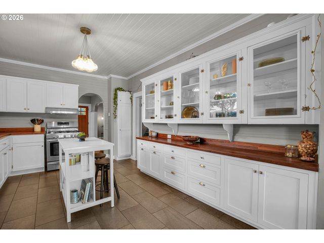 4731 Se 40TH Ave, Portland, OR 97202