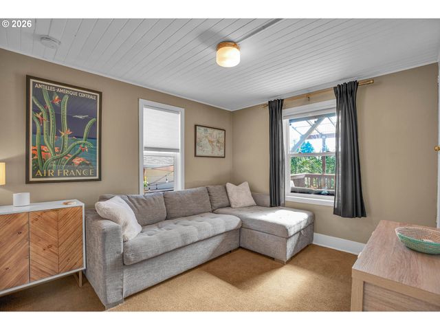 4731 Se 40TH Ave, Portland, OR 97202