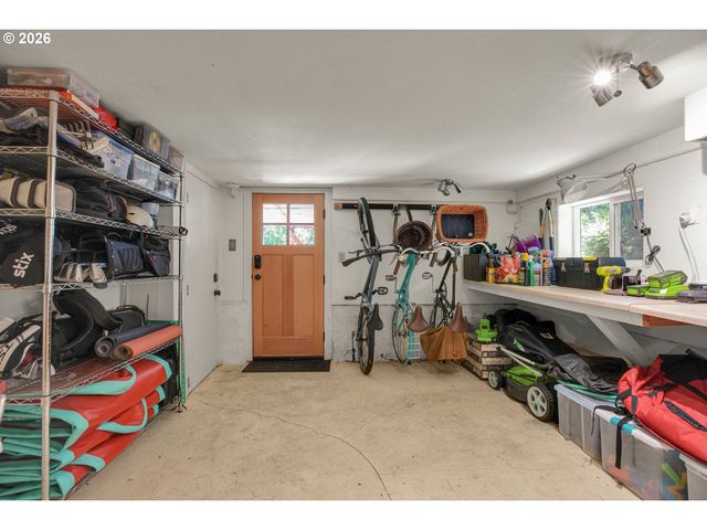 4731 Se 40TH Ave, Portland, OR 97202