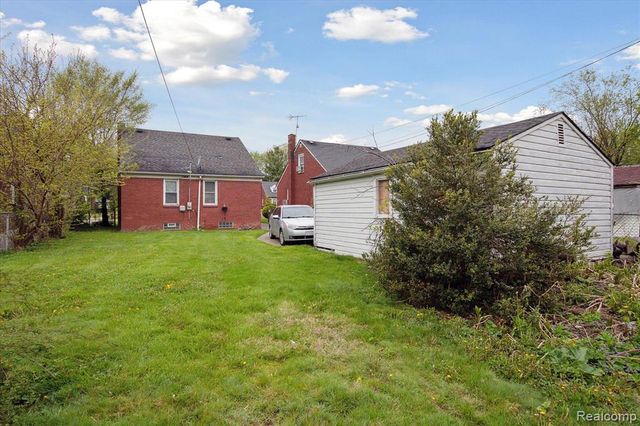 11908 Roxbury Street, Detroit, MI 48224